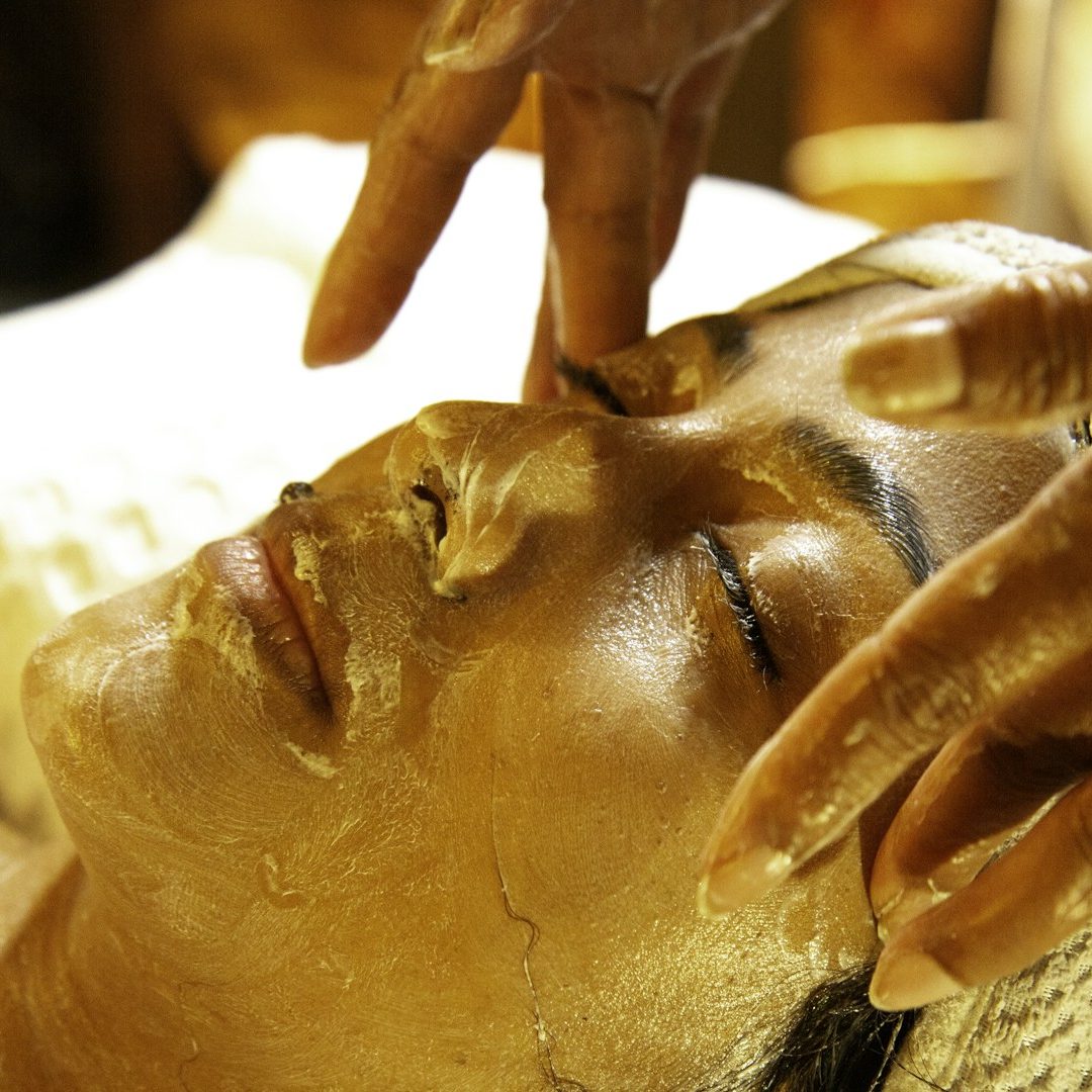 Kosmetikbehandlungen für jede Haut, Anti-Aging, Hautanalyse, Individuelle Pflege